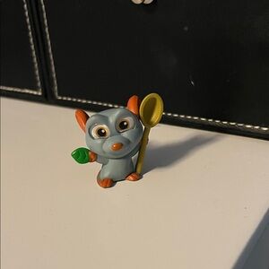 Disney doorables series 10 Remy